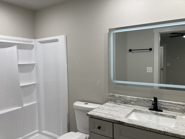 Building Photo - 10423 Preston Ct