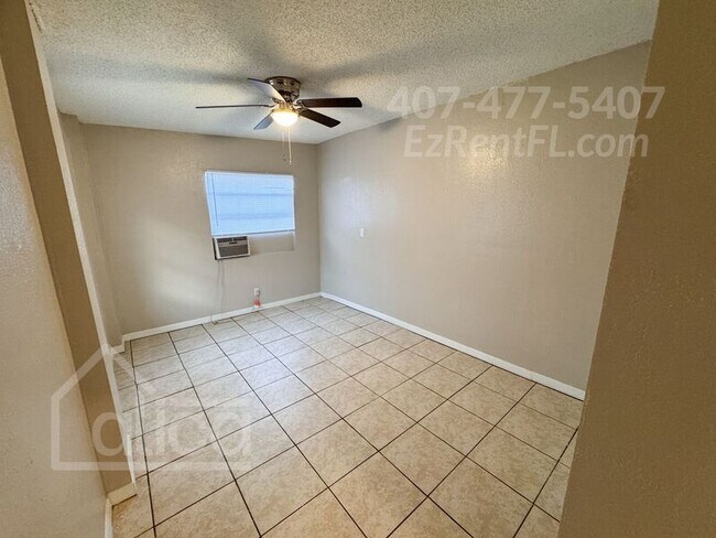 Building Photo - 4802 Burgundy Ln