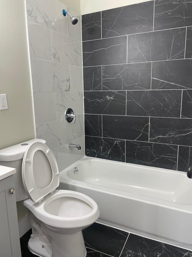 Building Photo - 293-295 Weequahic Ave