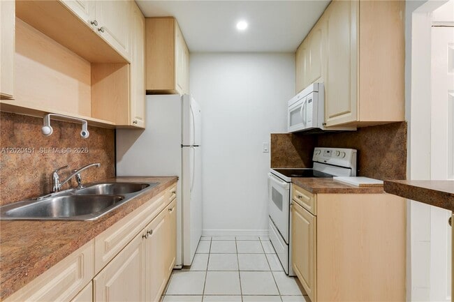 Building Photo - 30323 SW 152nd Pl