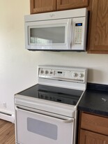 Building Photo - 3733 E Karstens Dr