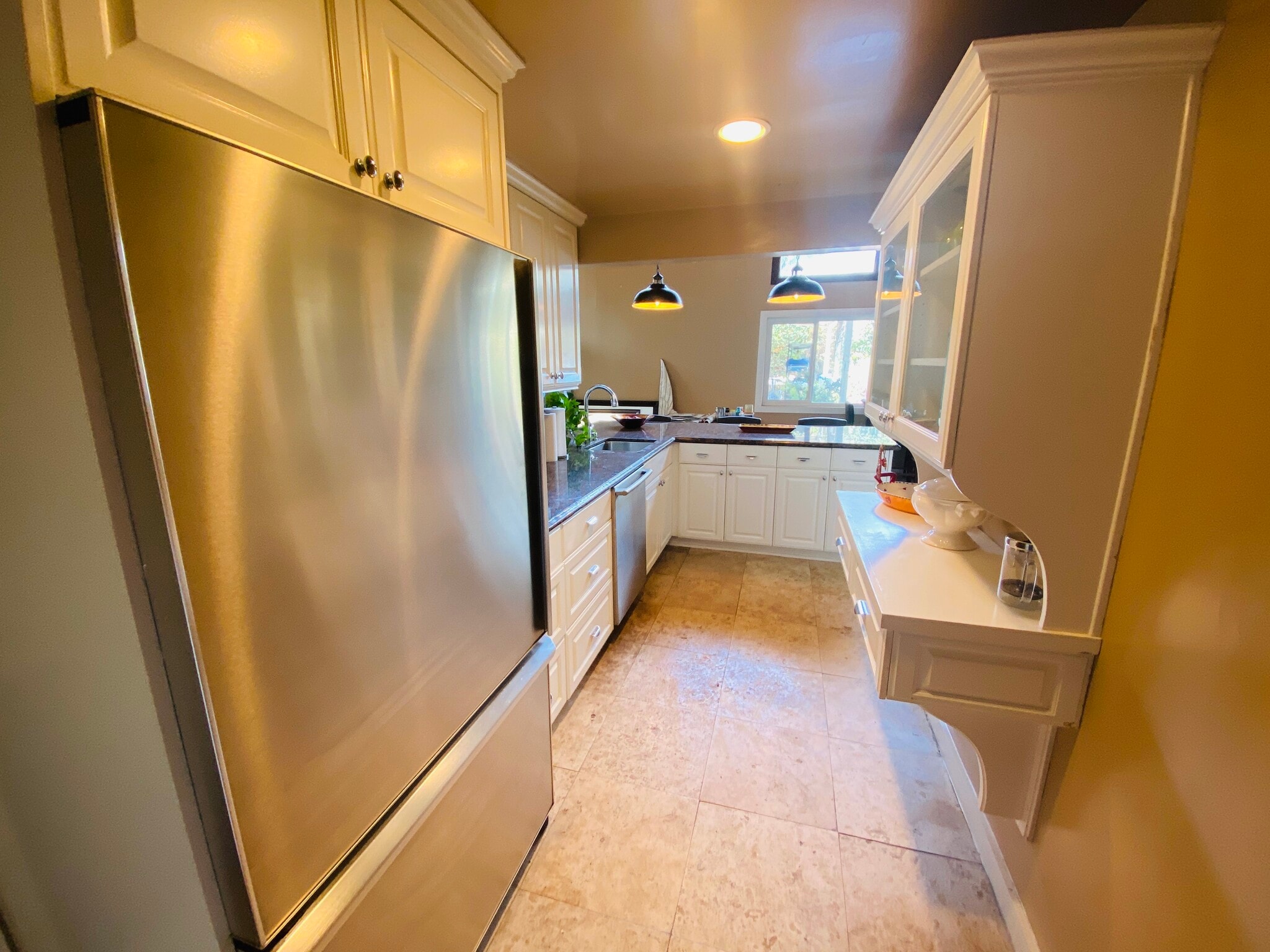 UNIT#B 3 BEDROOM - 105 E 35th St