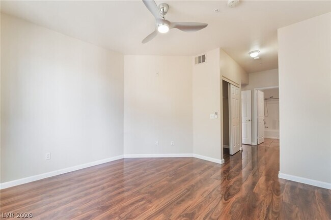 Building Photo - 7103 S Durango Dr