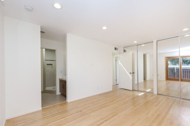 Building Photo - 4BR/3BA Diamond Heights View Home with EV Charger, Wine Cellar & 2-Car Garage | YouTube Tour