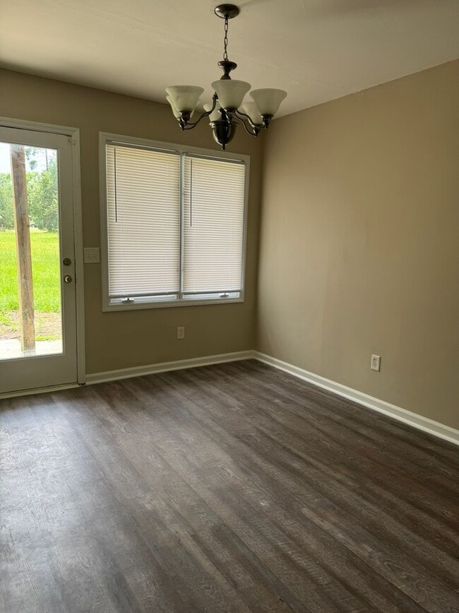 Building Photo - 3 Woodrum Pl