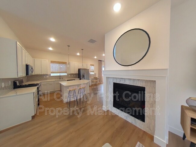 Building Photo - 5967 Rendezvous Pkwy
