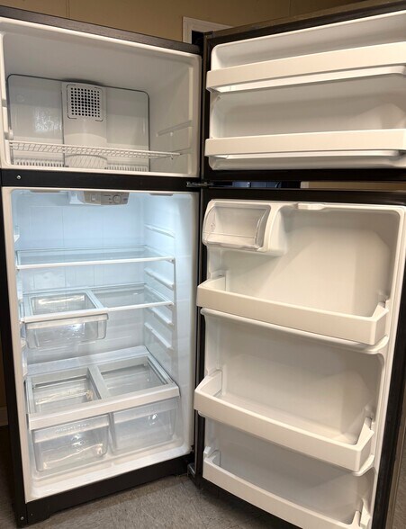 Building Photo - 314 E Dewart St