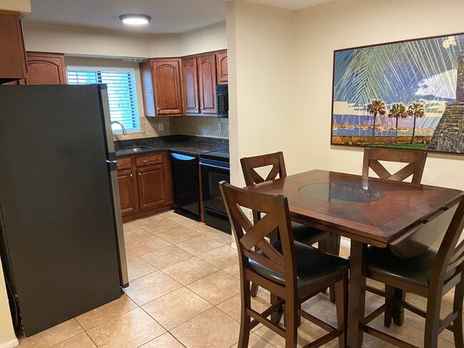 Kitchen and Dinning - 171 Springwood Cir