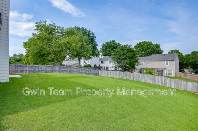 Building Photo - 305 Leatherman Ct