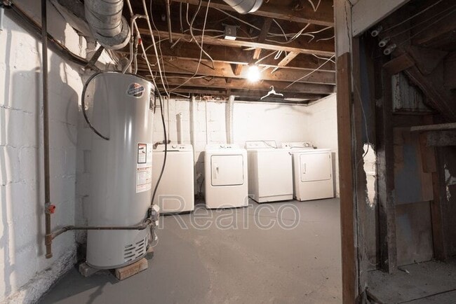 Building Photo - 47 W Moler St