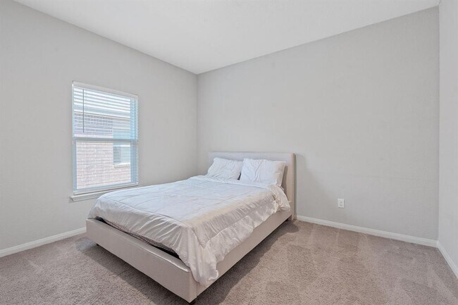 Building Photo - 19212 Andrew Jackson St