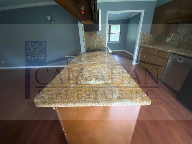 Building Photo - Jacksonville Foxwood Home