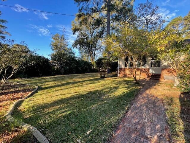 Building Photo - 1015 Williams Dr