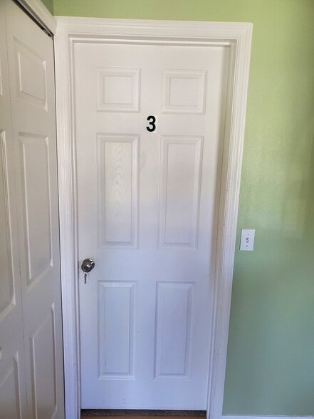 Building Photo - 11319 Nettlebrook St E