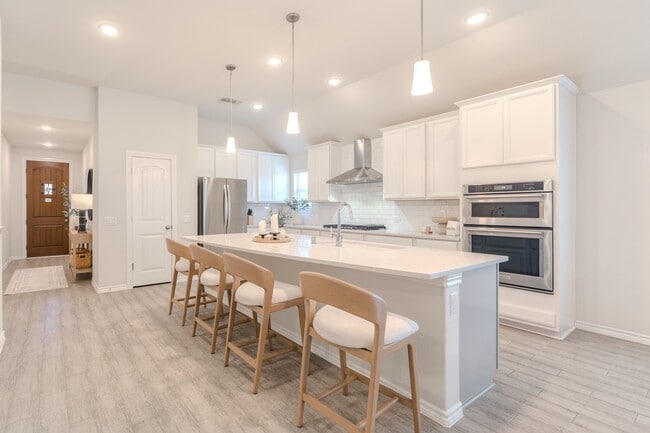 Building Photo - 130 Pioneer Canyon Pl