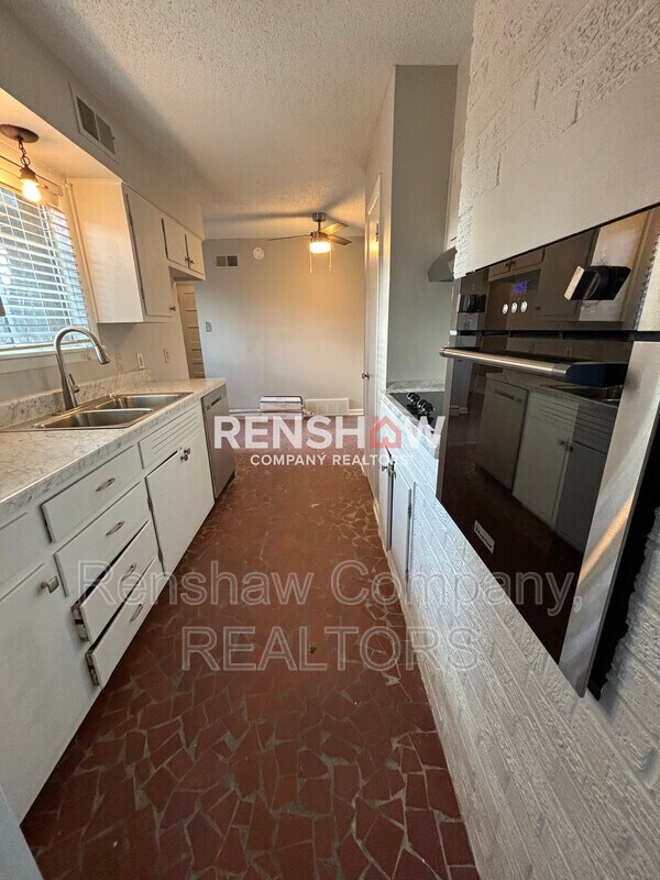 Building Photo - 3015 Laurencekirk Rd