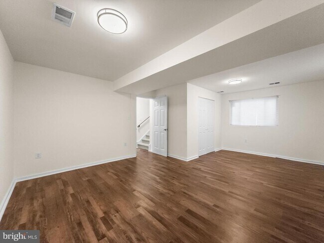 Building Photo - 10100 Le Fevre Dr