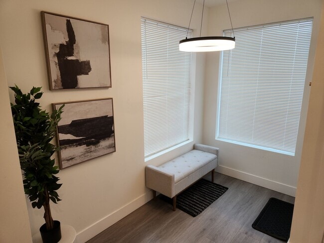 Building Photo - BRAND NEW MODERN LIVING!! HUGE 4 Bed 2.5 Bath Duplex with over 2350+ Sq. Feet.