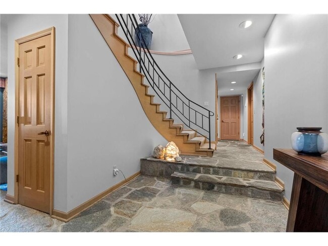 Building Photo - 3942 Enchanted Ln