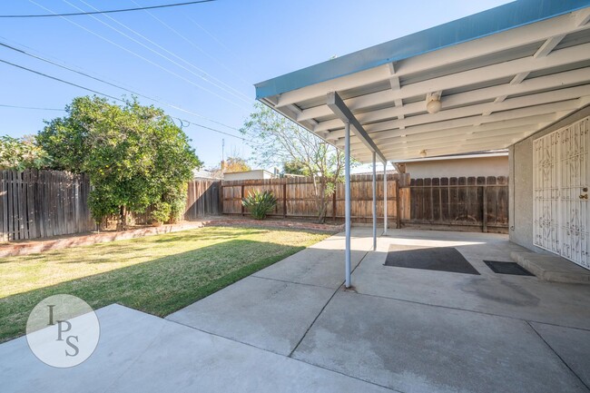 Building Photo - Beautifully Maintained Fresno Home, Near F...