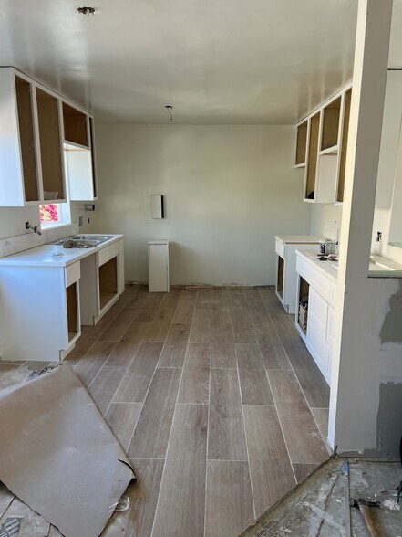 quartz kitchen - Purdue Terrace Apartments