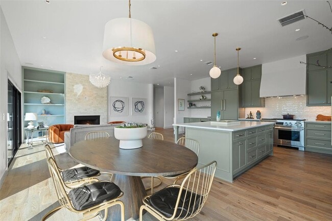 Building Photo - 5914 Cape Coral Dr