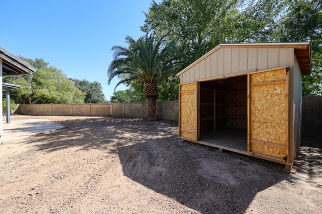Building Photo - 3Bed/2Bath House at 59th Ave/Union Hills! Ready for Immediate Move-In!