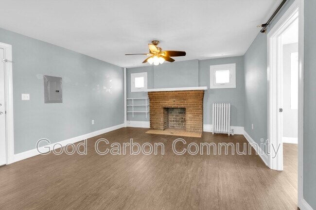 Building Photo - 618 Elmwood Ave