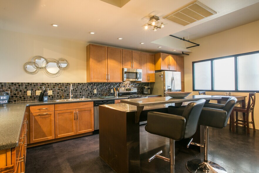 kitchen - 219 Central Ave NW