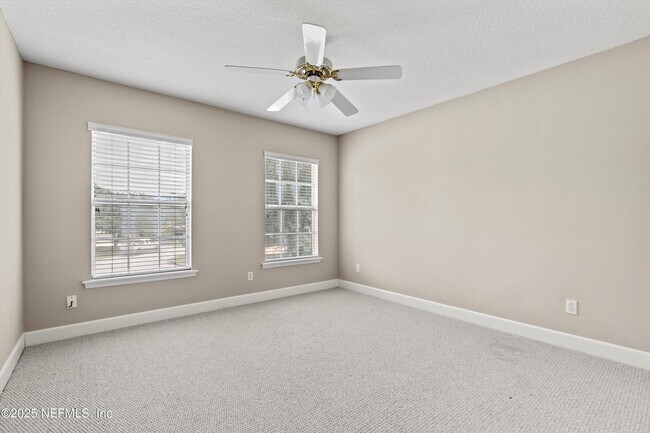 Building Photo - 7610 Sentry Oak Cir E
