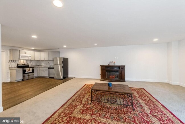 Building Photo - 25532 Byrnes Crossing Dr