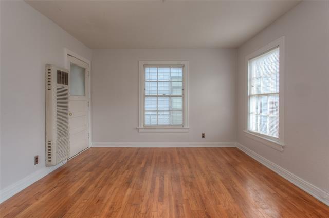 Building Photo - 3910 Linden Ave