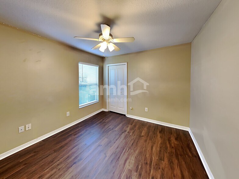 Building Photo - 1531 Kish Blvd