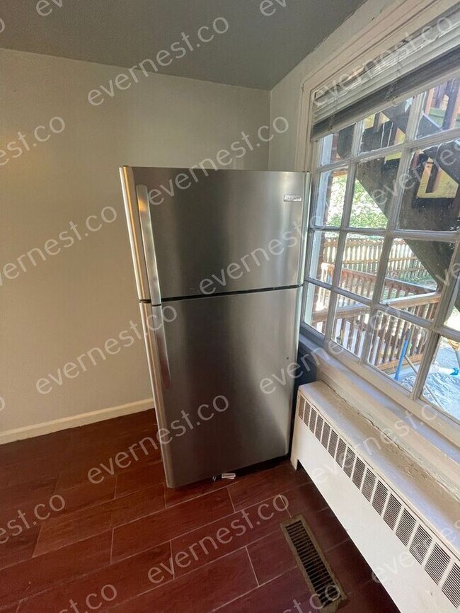 Primary Photo - 4814 Chamberlayne Ave
