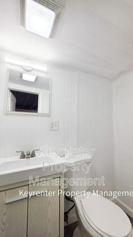 Building Photo - 3404 S Evanston Ave