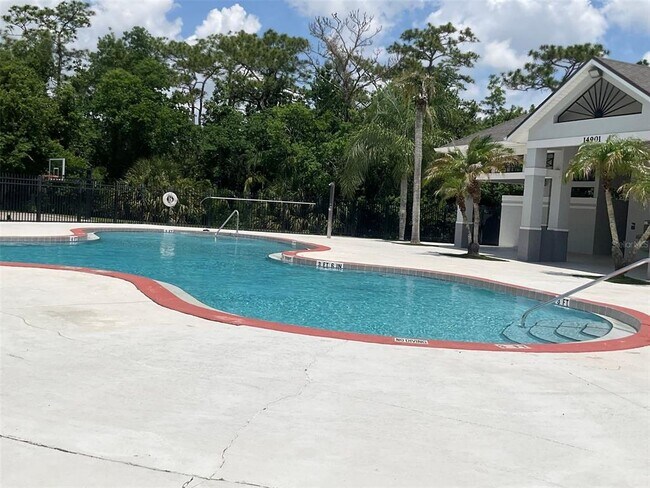 Building Photo - 1318 Lake Biscayne Way