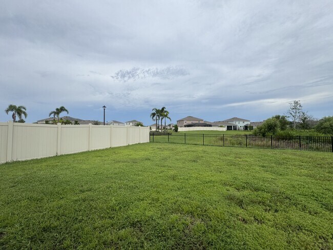 Building Photo - 17448 Harvest Moon Way