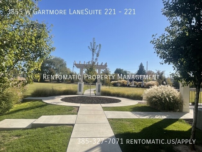 Building Photo - 3855 Gartmore Ln