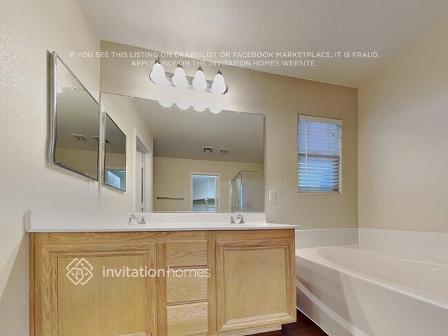 Building Photo - 4923 Charlo Dr