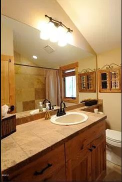 Building Photo - 185 Golf Terrace Dr