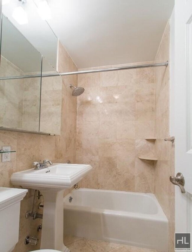 Building Photo - East 25th Street