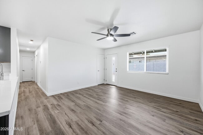 Building Photo - 4139 N 27th St