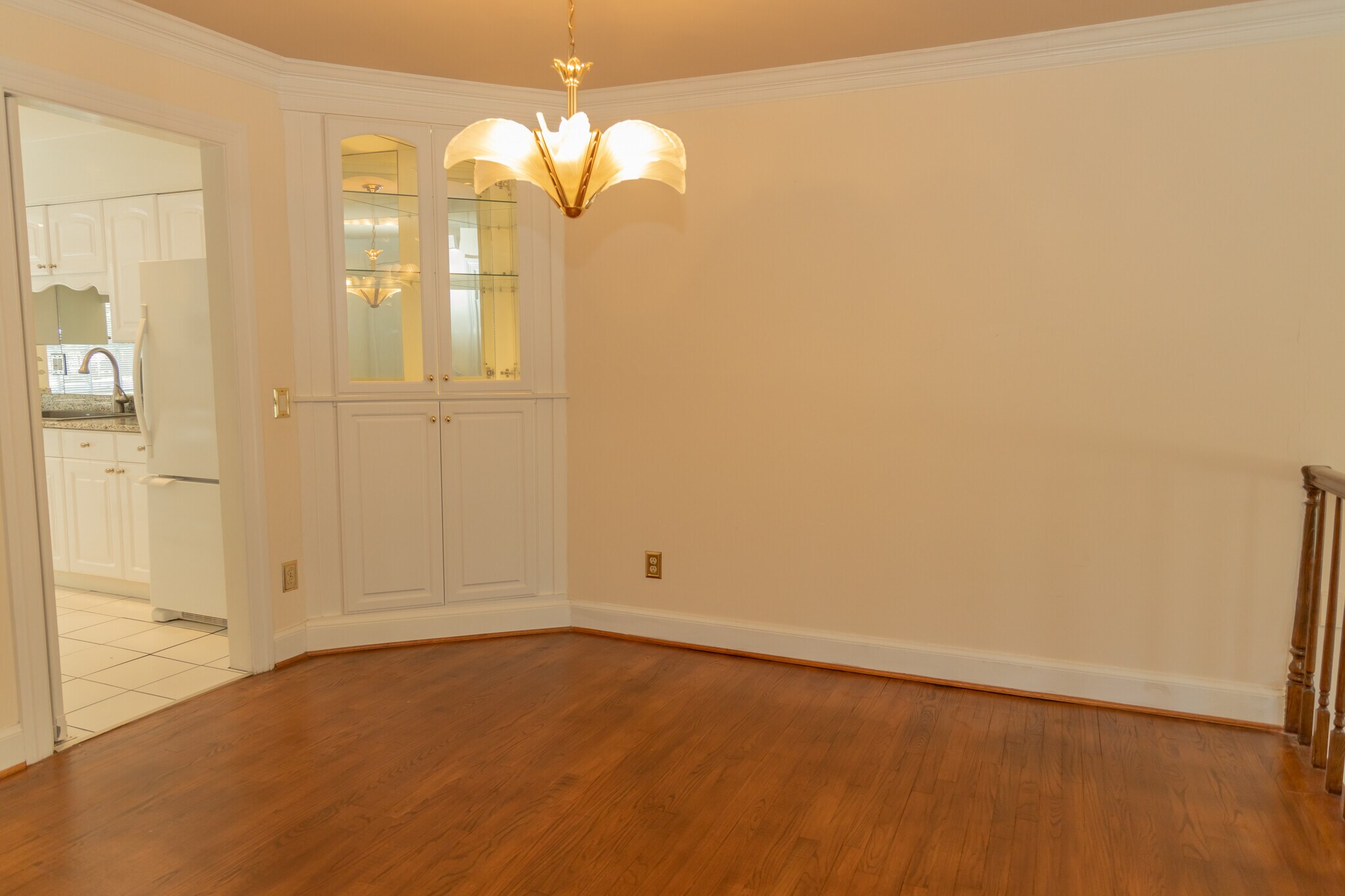 Building Photo - 817 Botetourt Gdns