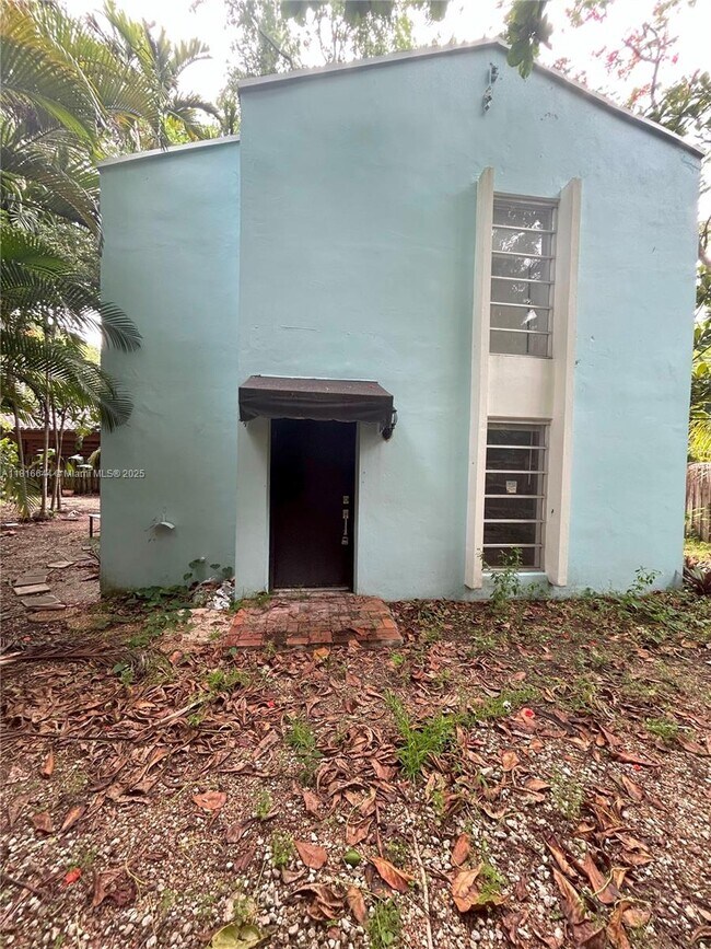Building Photo - 3549 Loquat Ave
