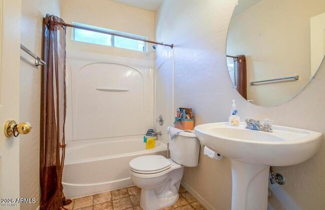 Building Photo - 947 W Wendy Way