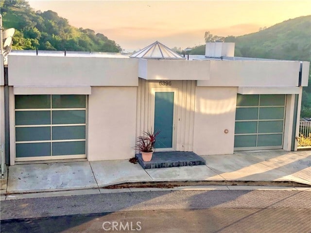 Building Photo - 6396 Weidlake Dr