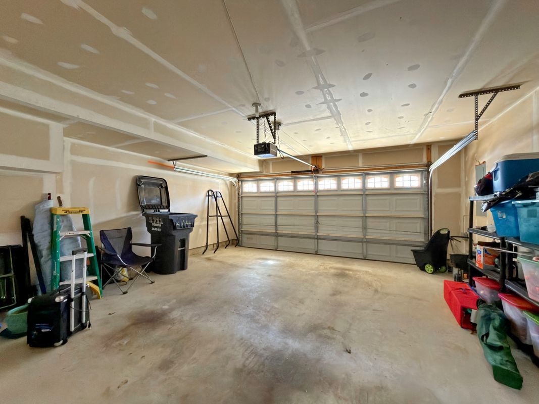 Building Photo - 2711 Coppersmith Pl