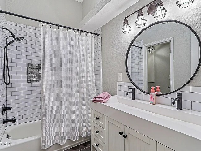 Building Photo - 6776 Copper Ridge Dr