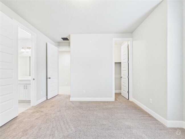 Building Photo - 111 Tabago Ct