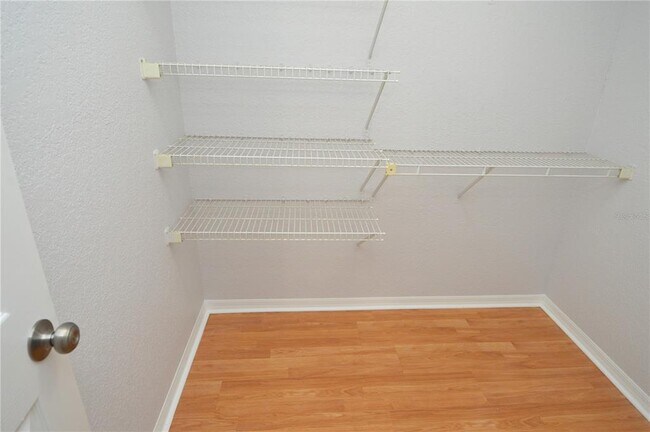 Building Photo - 10263 Gandy Blvd N